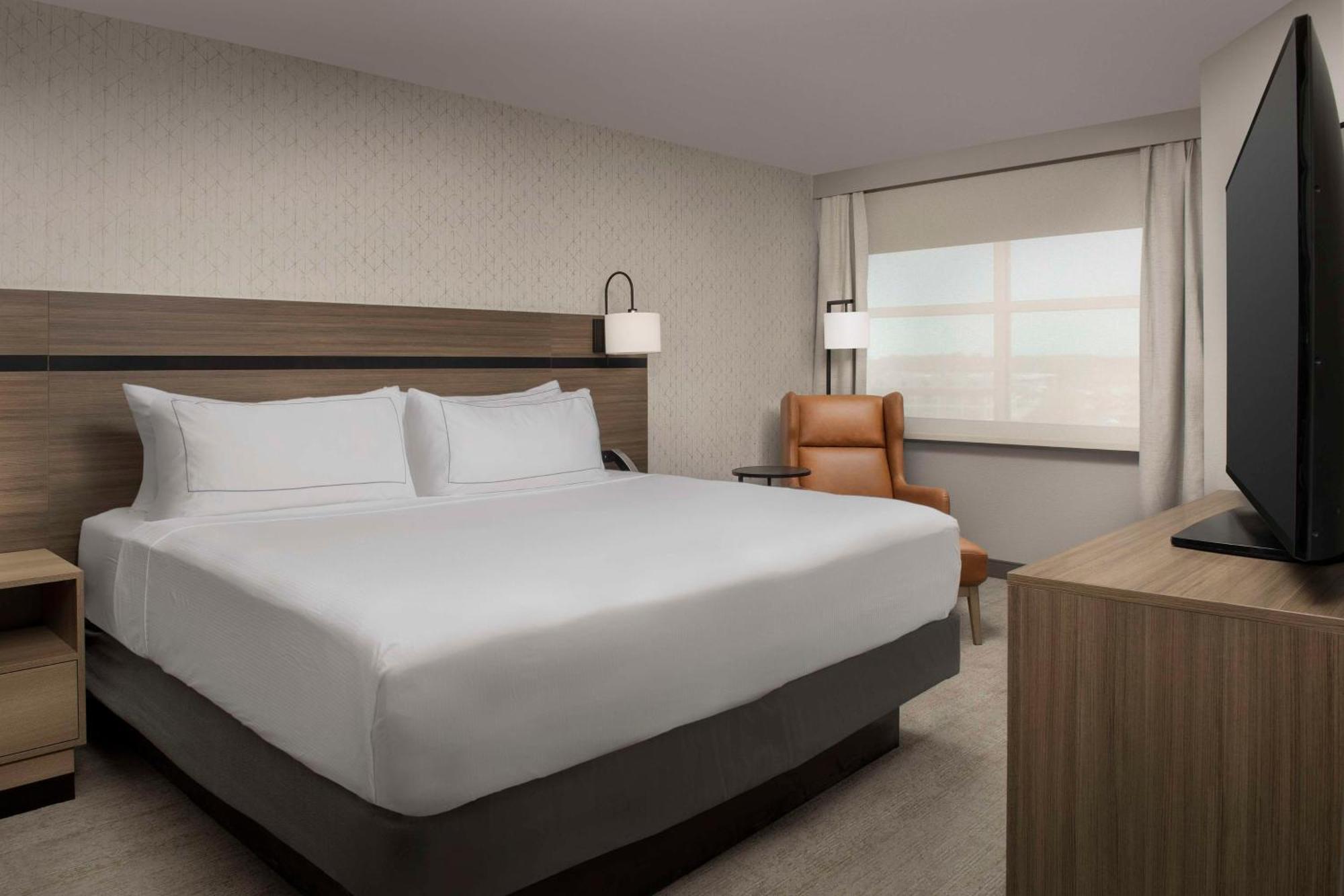 Doubletree By Hilton Chattanooga Hamilton Place Exterior photo