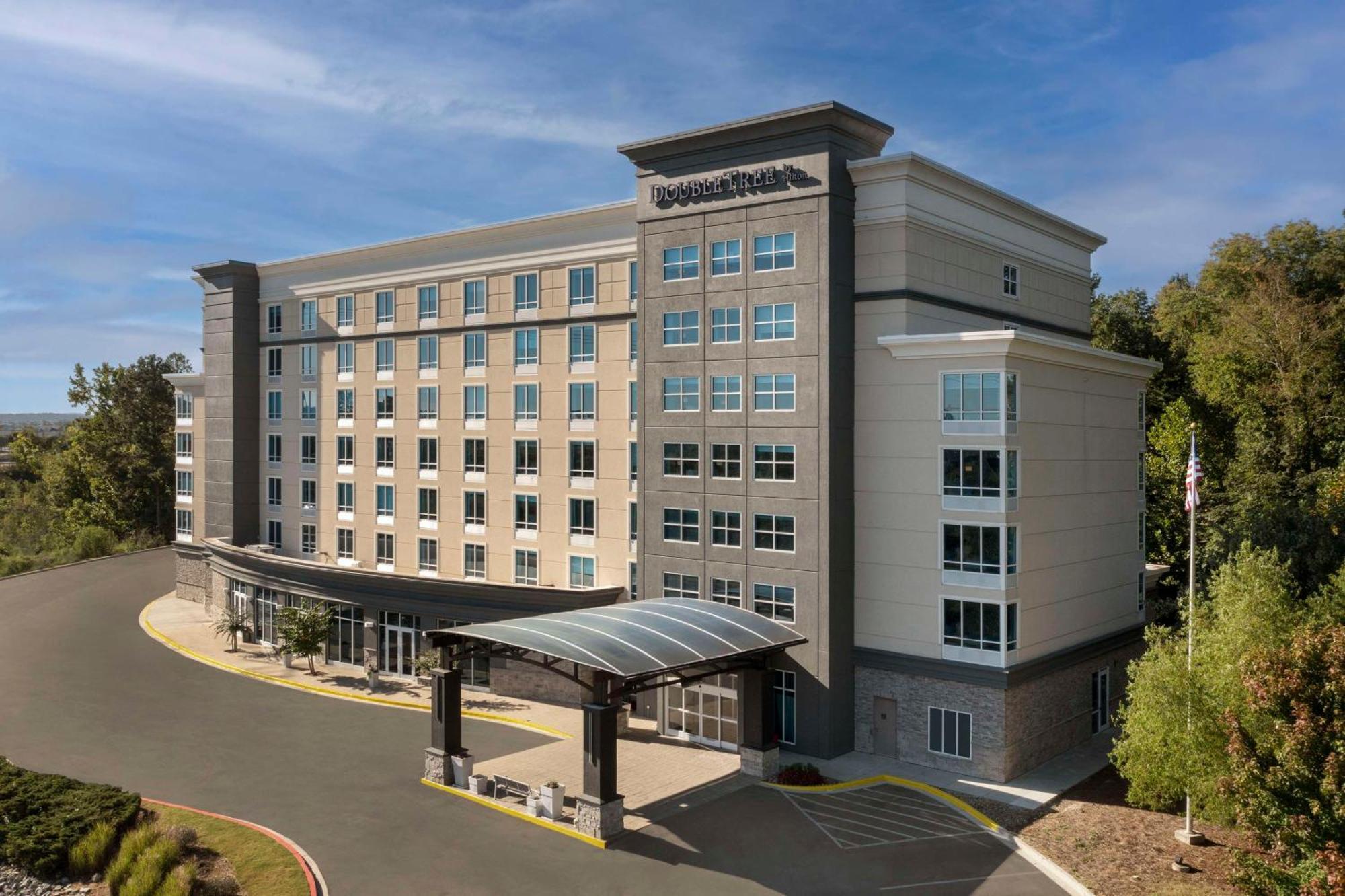 Doubletree By Hilton Chattanooga Hamilton Place Exterior photo